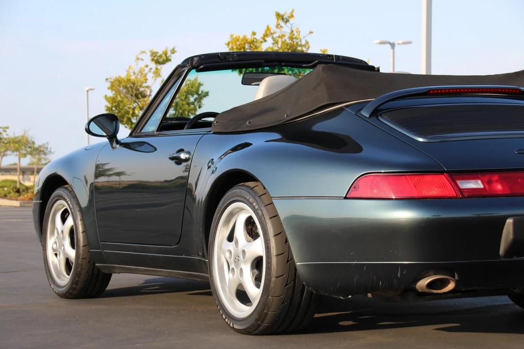 1995 Porsche 993 Carrera - Image 24 of 31