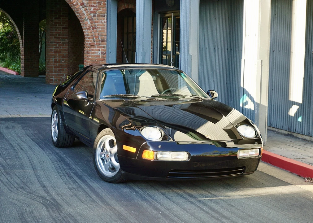 1995 Porsche 928 GTS - Image 18 of 31