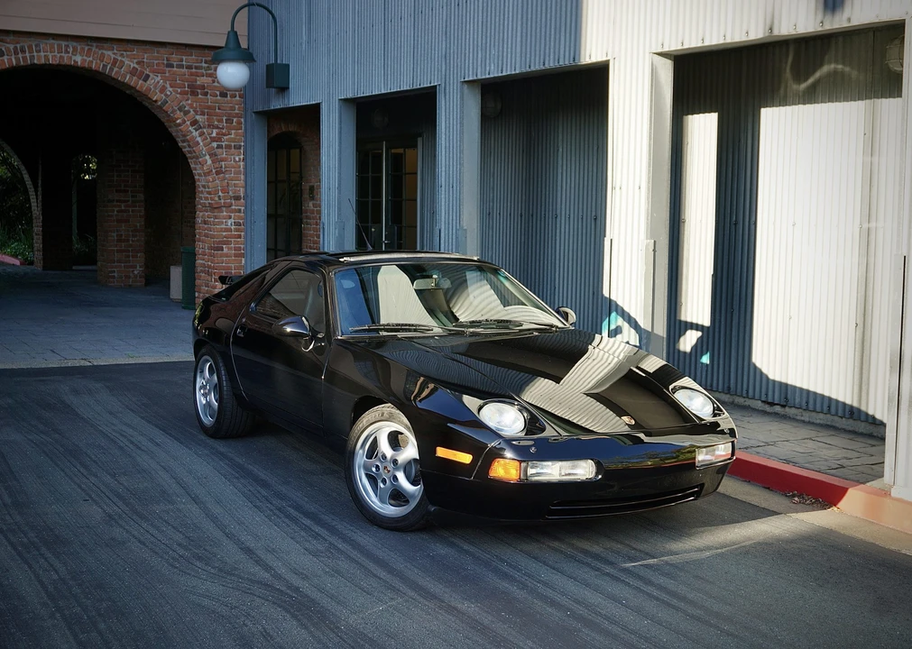 1995 Porsche 928 GTS - Image 19 of 31