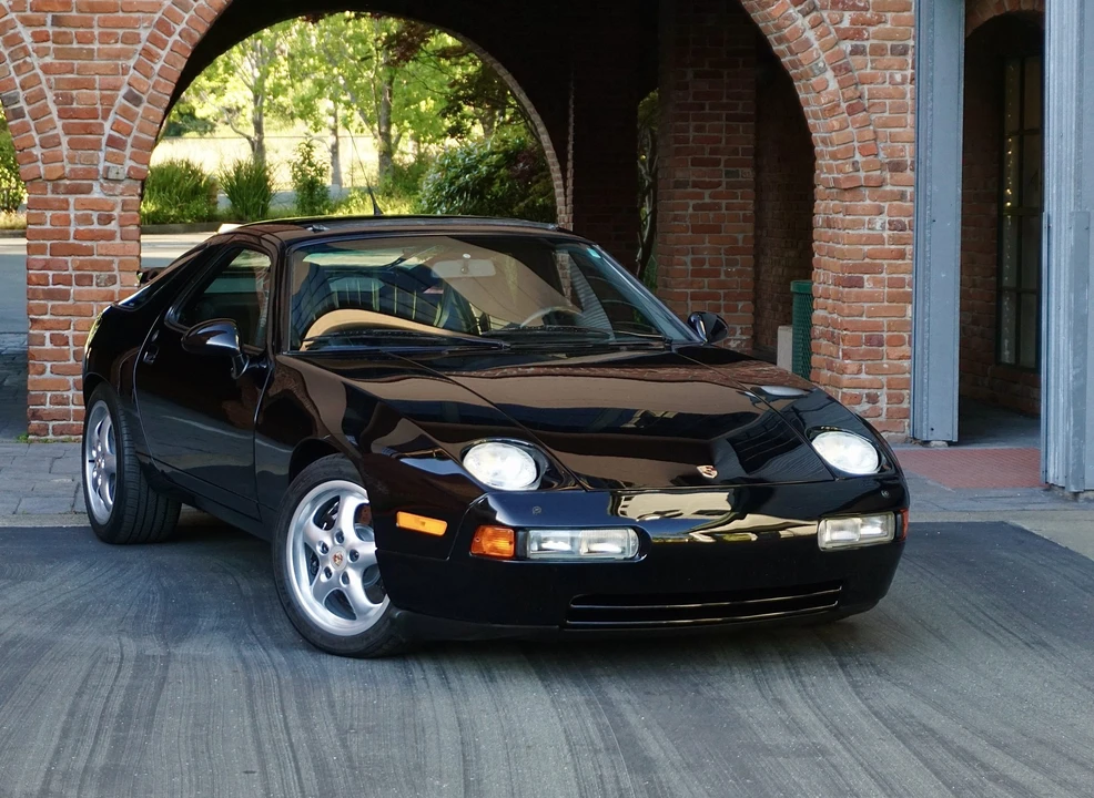1995 Porsche 928 GTS - Image 13 of 31