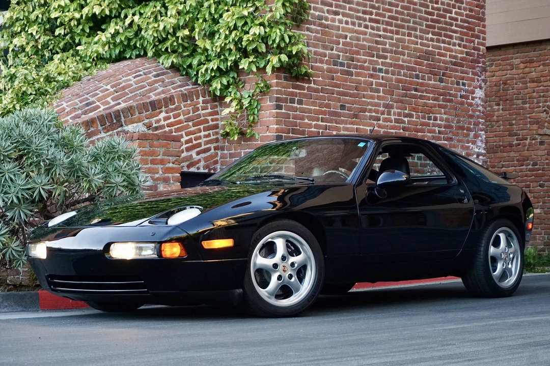 1995 Porsche 928 GTS - Image 24 of 31
