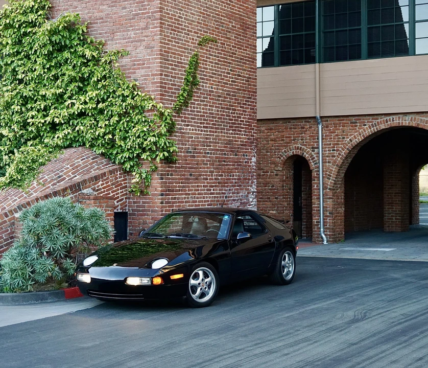 1995 Porsche 928 GTS - Image 30 of 31