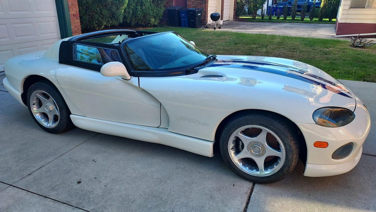 1996 Dodge Viper 2nd Gen - Image 11 of 31