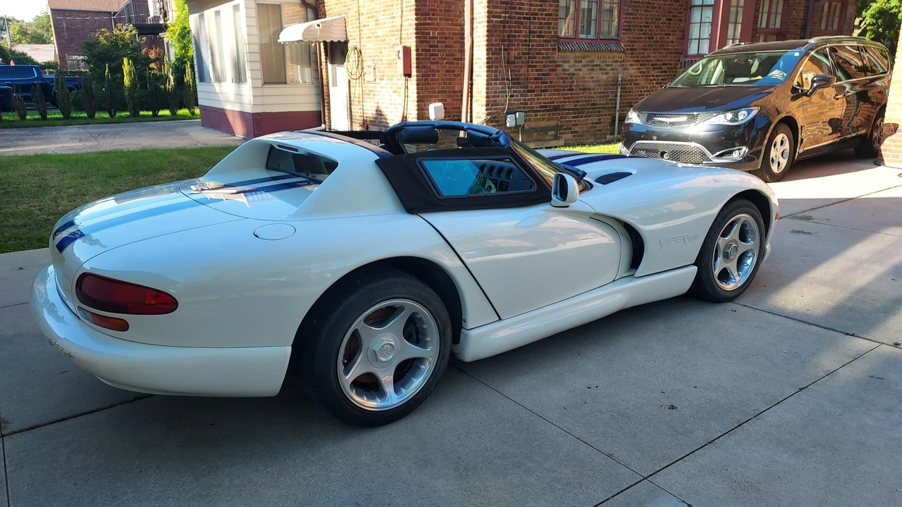 1996 Dodge Viper 2nd Gen - Image 14 of 31