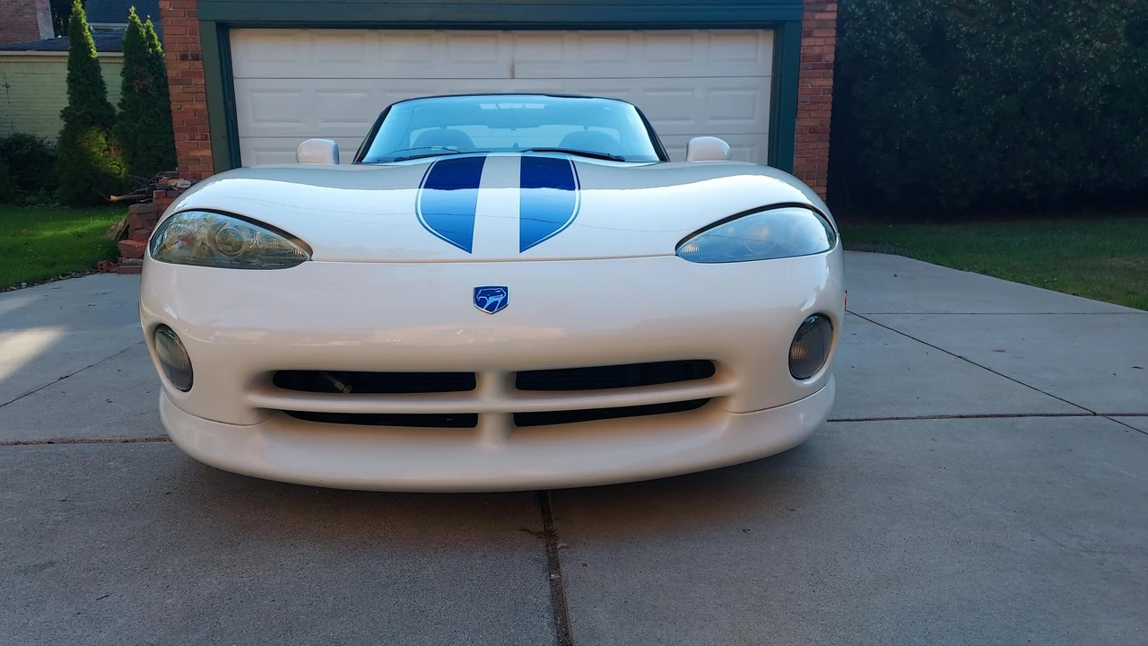 1996 Dodge Viper 2nd Gen - Image 30 of 31