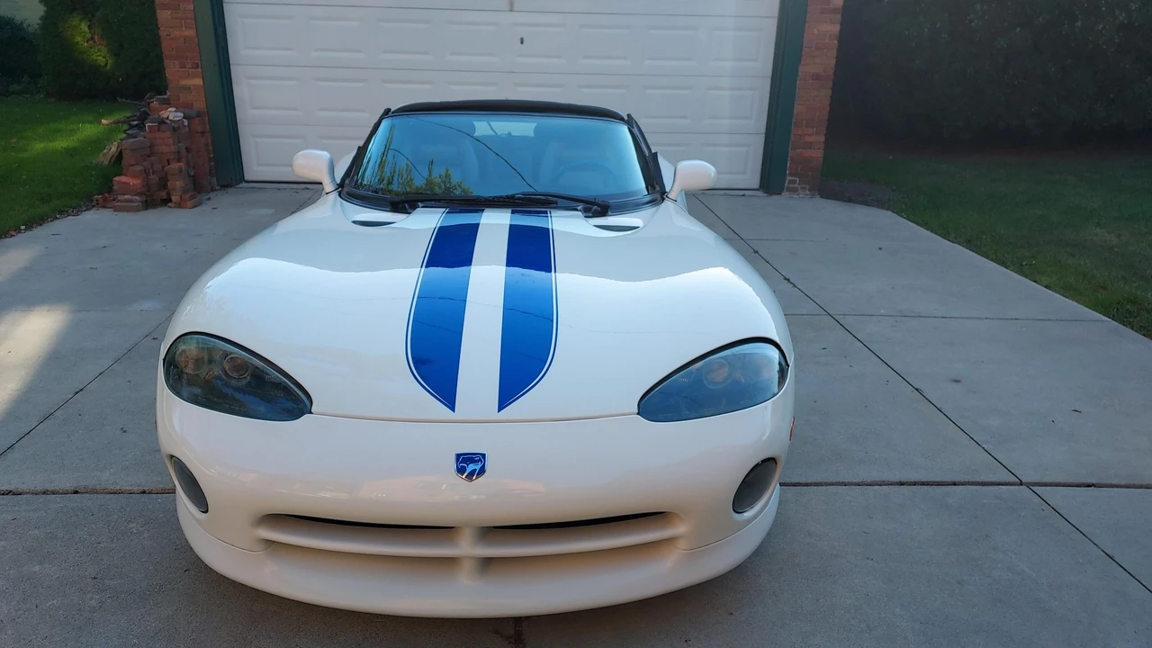 1996 Dodge Viper 2nd Gen - Image 27 of 31