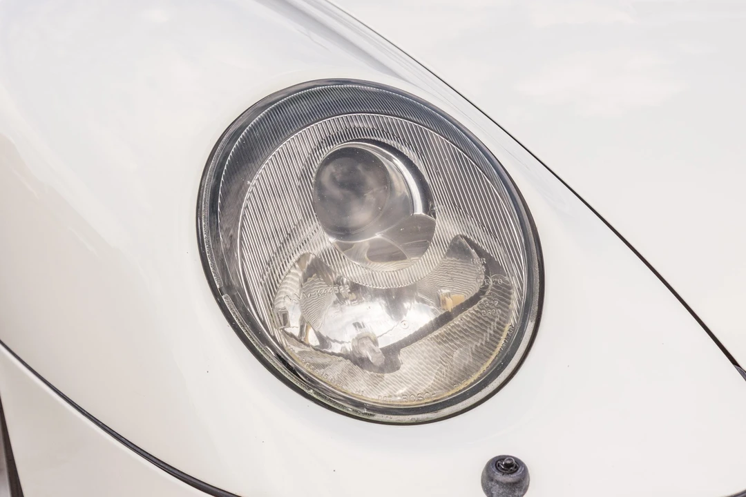 1996 Porsche 993 Carrera - Image 15 of 31