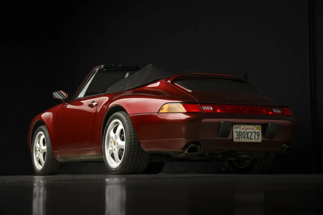 1996 Porsche 993 Carrera - Image 11 of 31