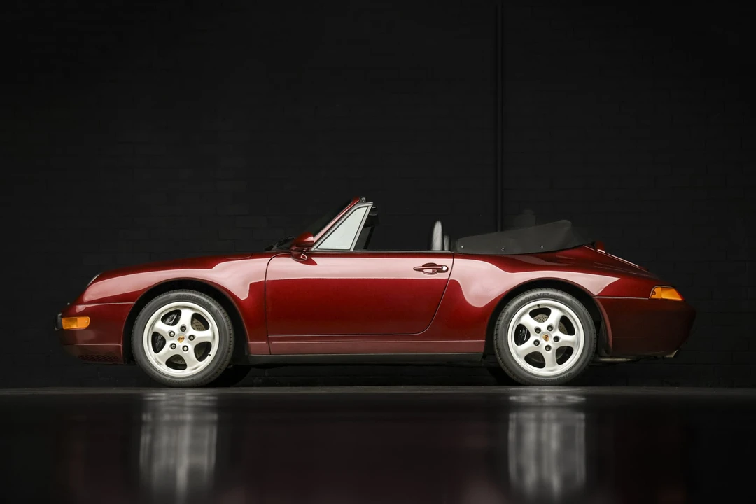 1996 Porsche 993 Carrera - Image 8 of 31