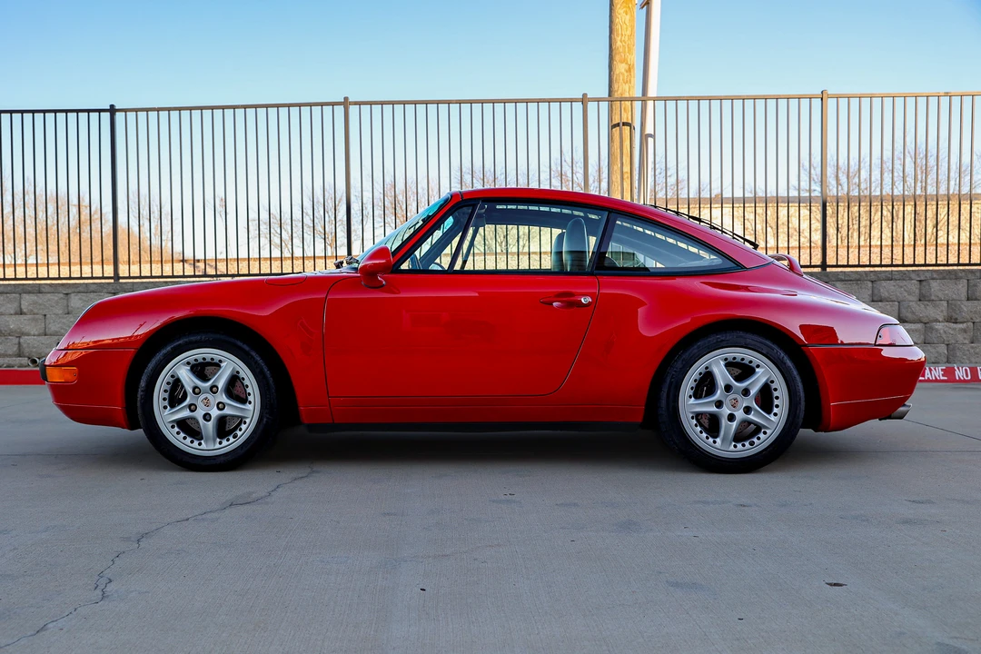 1996 Porsche 993 Carrera - Image 8 of 31
