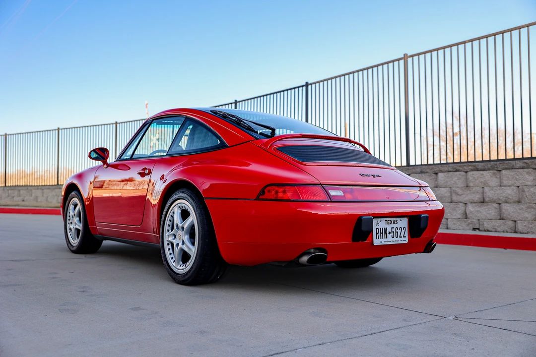 1996 Porsche 993 Carrera - Image 10 of 31