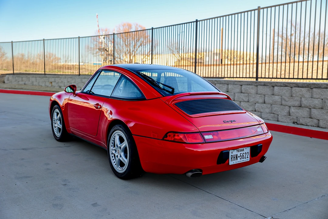 1996 Porsche 993 Carrera - Image 11 of 31