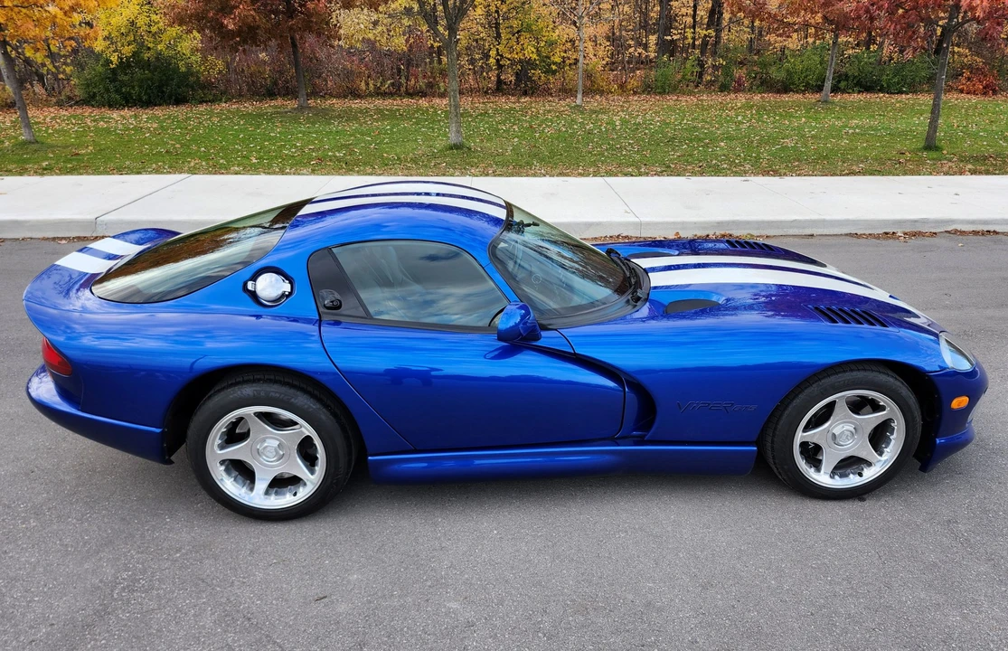 1997 Dodge Viper GTS 2nd Gen - Image 15 of 31