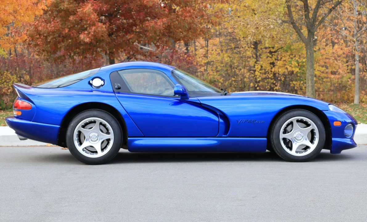 1997 Dodge Viper GTS 2nd Gen - Image 16 of 31