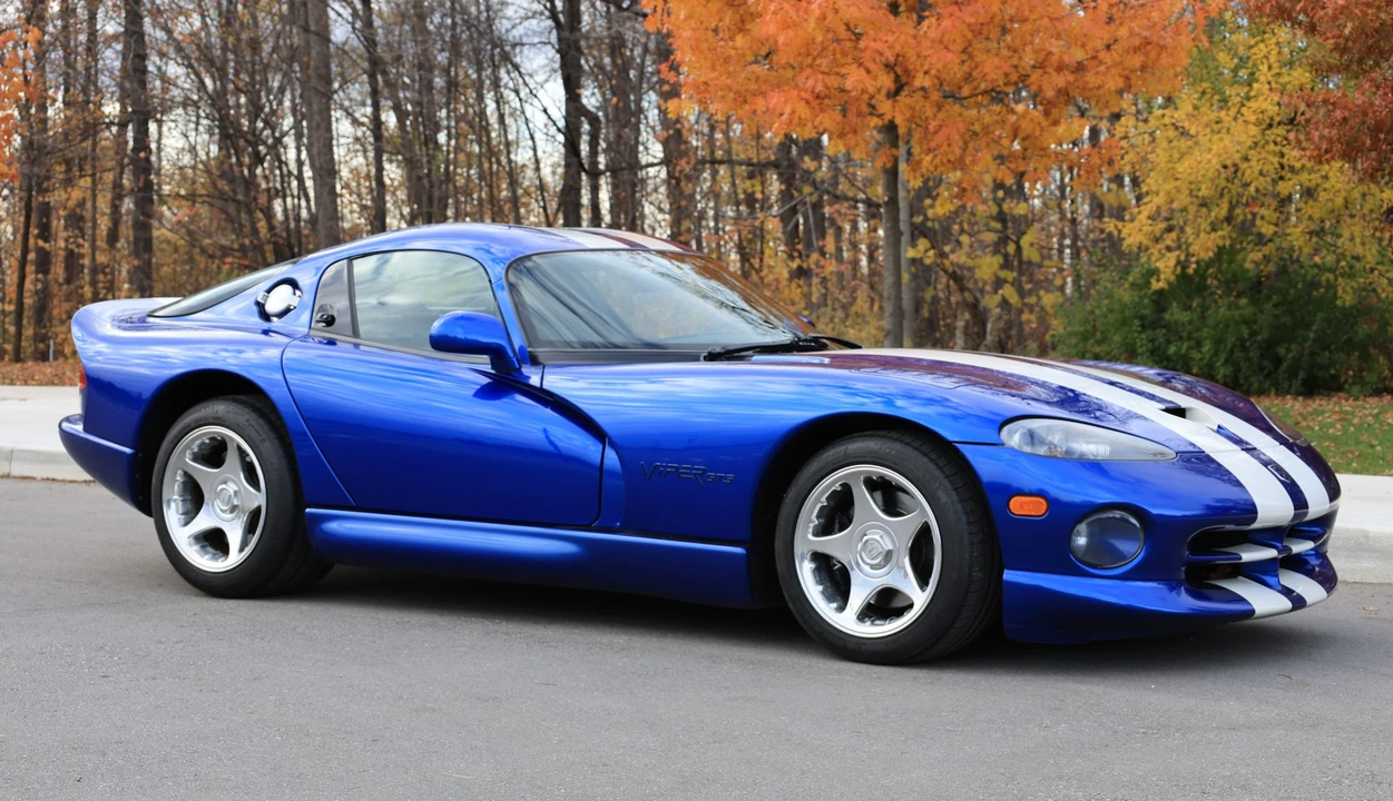 1997 Dodge Viper GTS 2nd Gen - Image 17 of 31