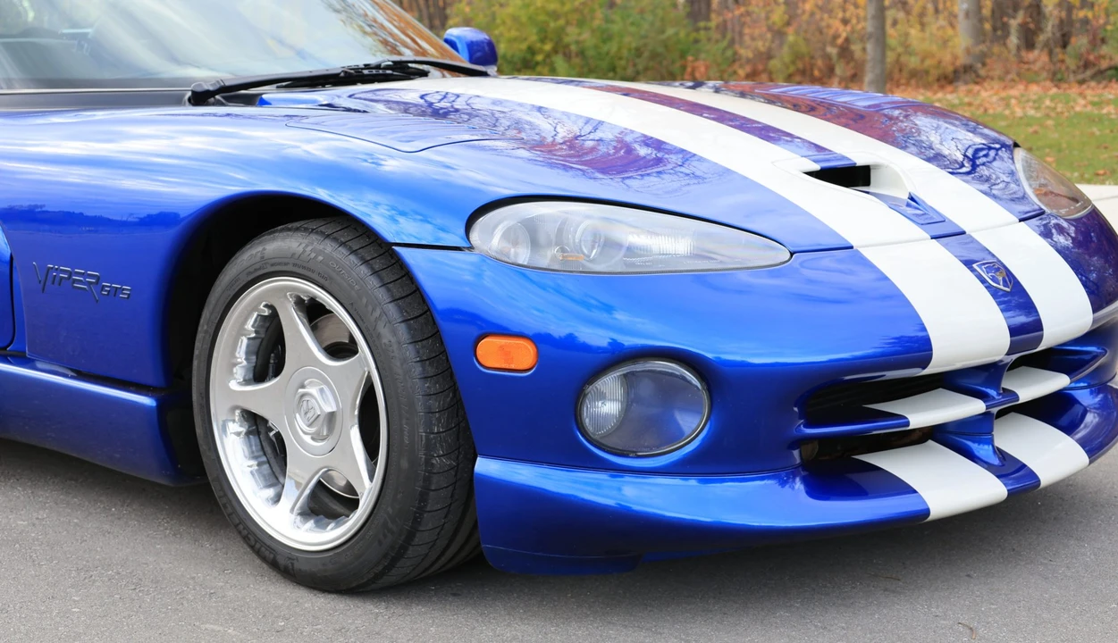 1997 Dodge Viper GTS 2nd Gen - Image 25 of 31