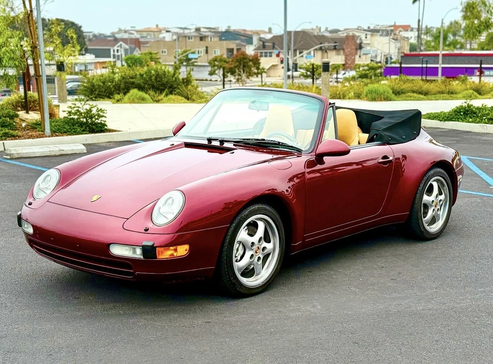 1997 Porsche 993 Carrera 4 - Image 25 of 31