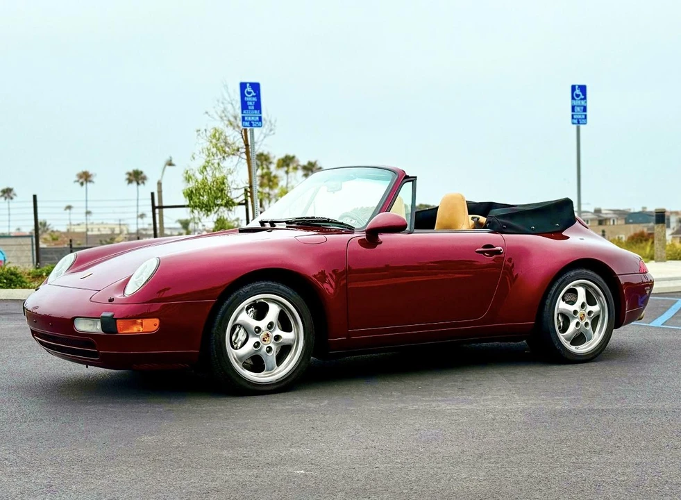 1997 Porsche 993 Carrera 4 - Image 26 of 31