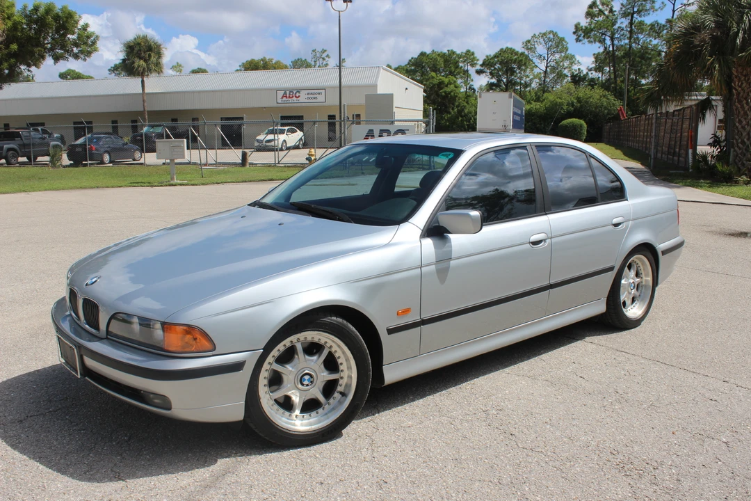 1998 BMW E39 540i - Image 15 of 31