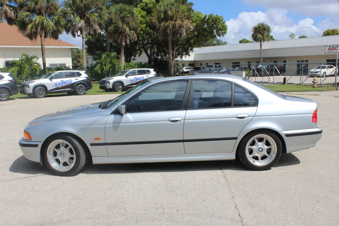 1998 BMW E39 540i - Image 23 of 31
