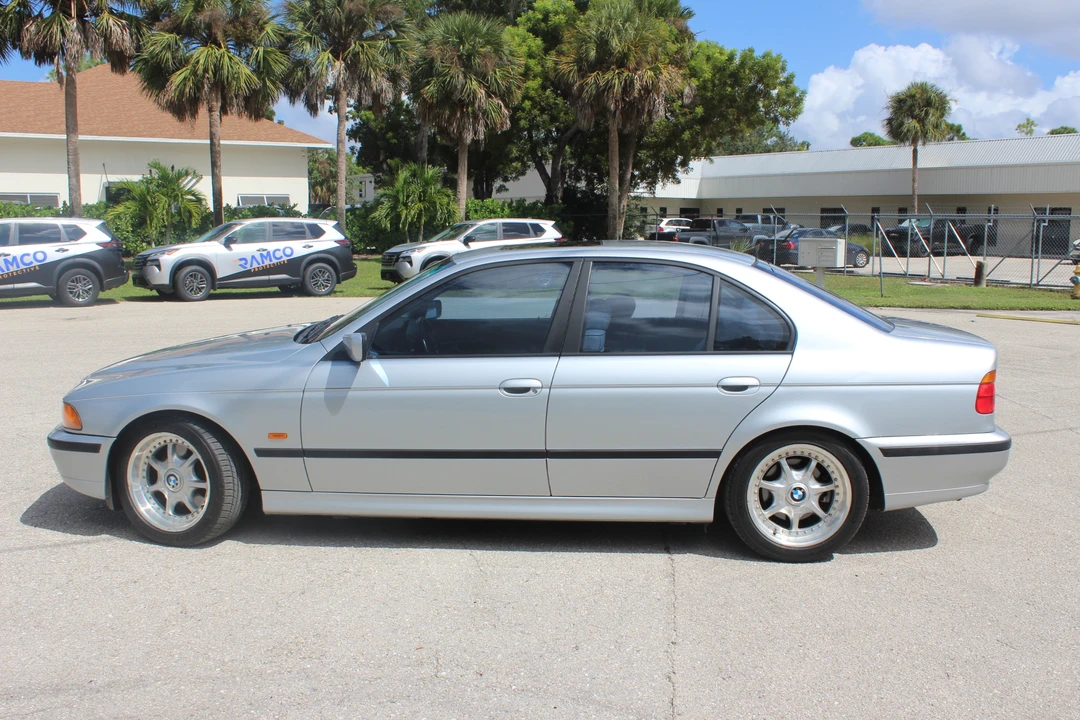 1998 BMW E39 540i - Image 24 of 31