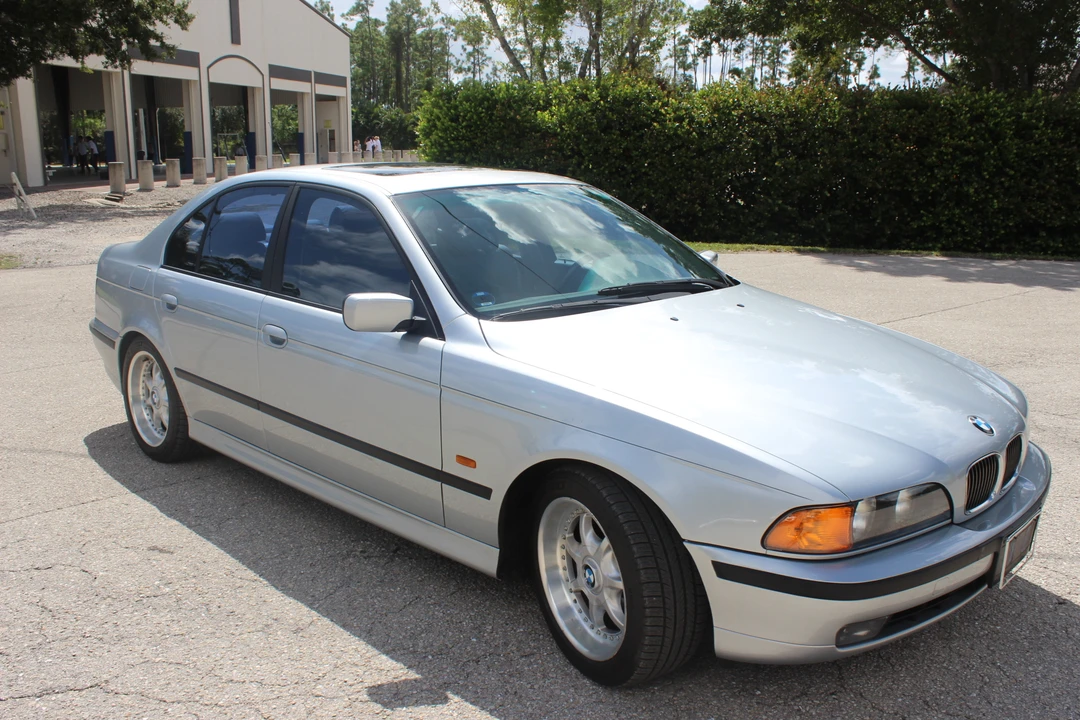 1998 BMW E39 540i - Image 3 of 31