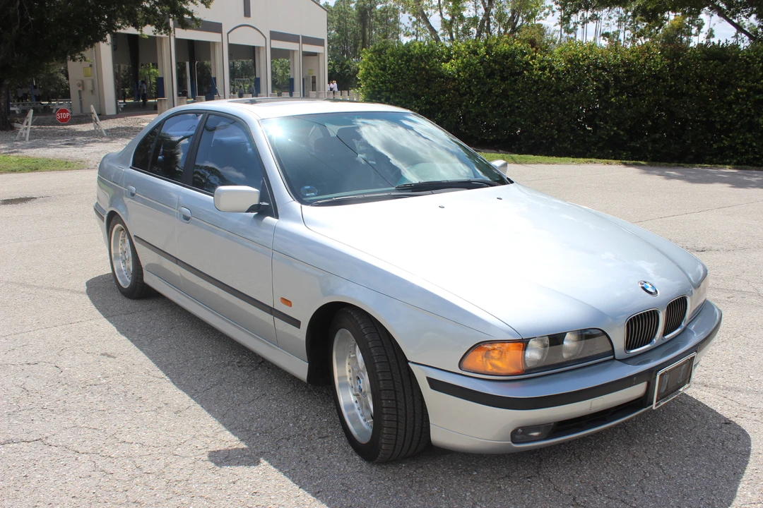1998 BMW E39 540i - Image 4 of 31