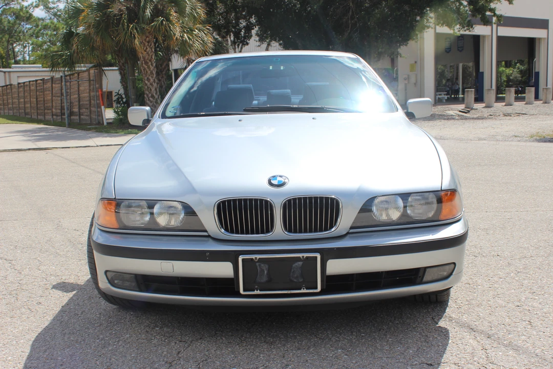 1998 BMW E39 540i - Image 10 of 31