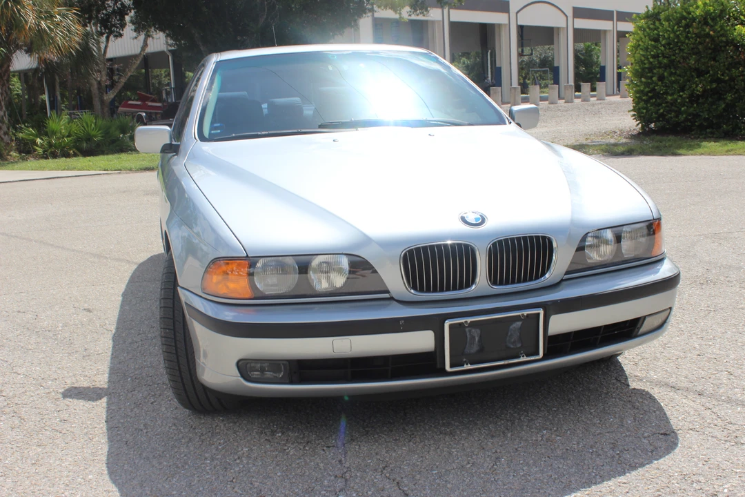 1998 BMW E39 540i - Image 7 of 31