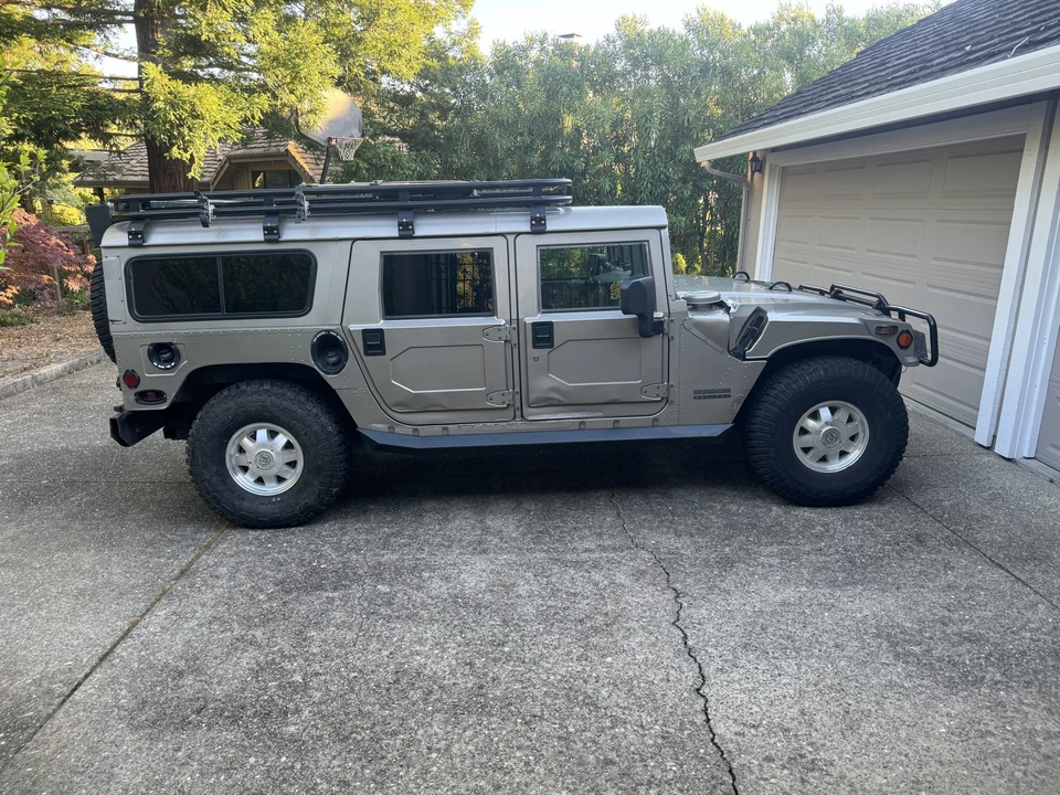 2000 Hummer Hummer H1 - Image 2 of 31