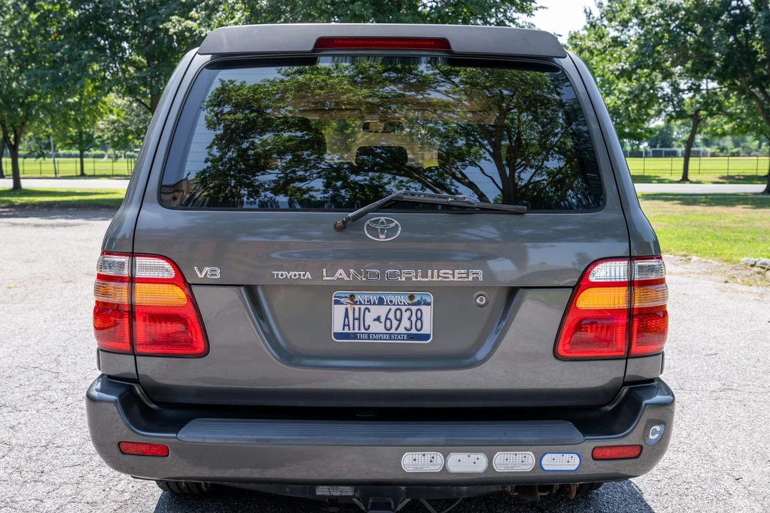 2001 Toyota J100 Land Cruiser - Image 7 of 31