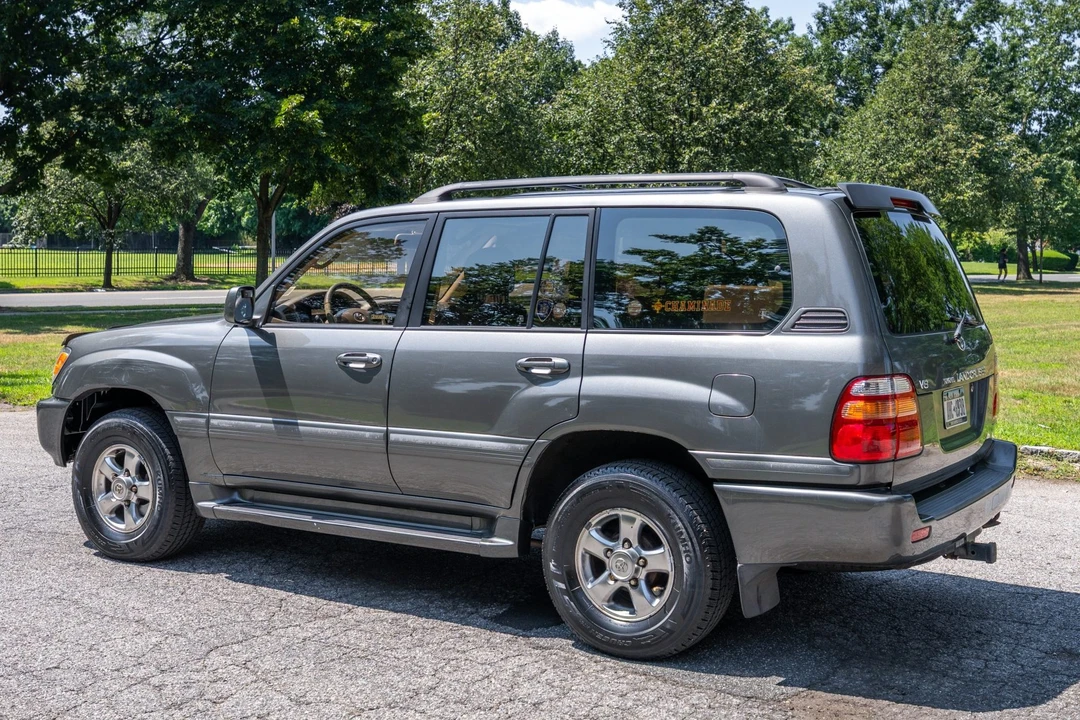 2001 Toyota J100 Land Cruiser - Image 4 of 31