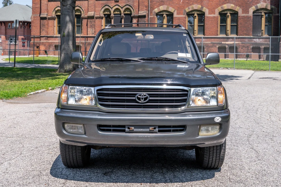 2001 Toyota J100 Land Cruiser - Image 11 of 31