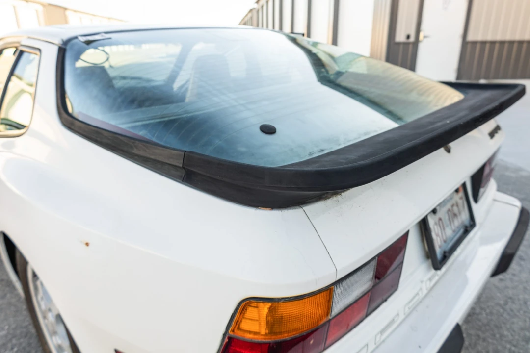 1987 Porsche 944 - Image 27 of 31