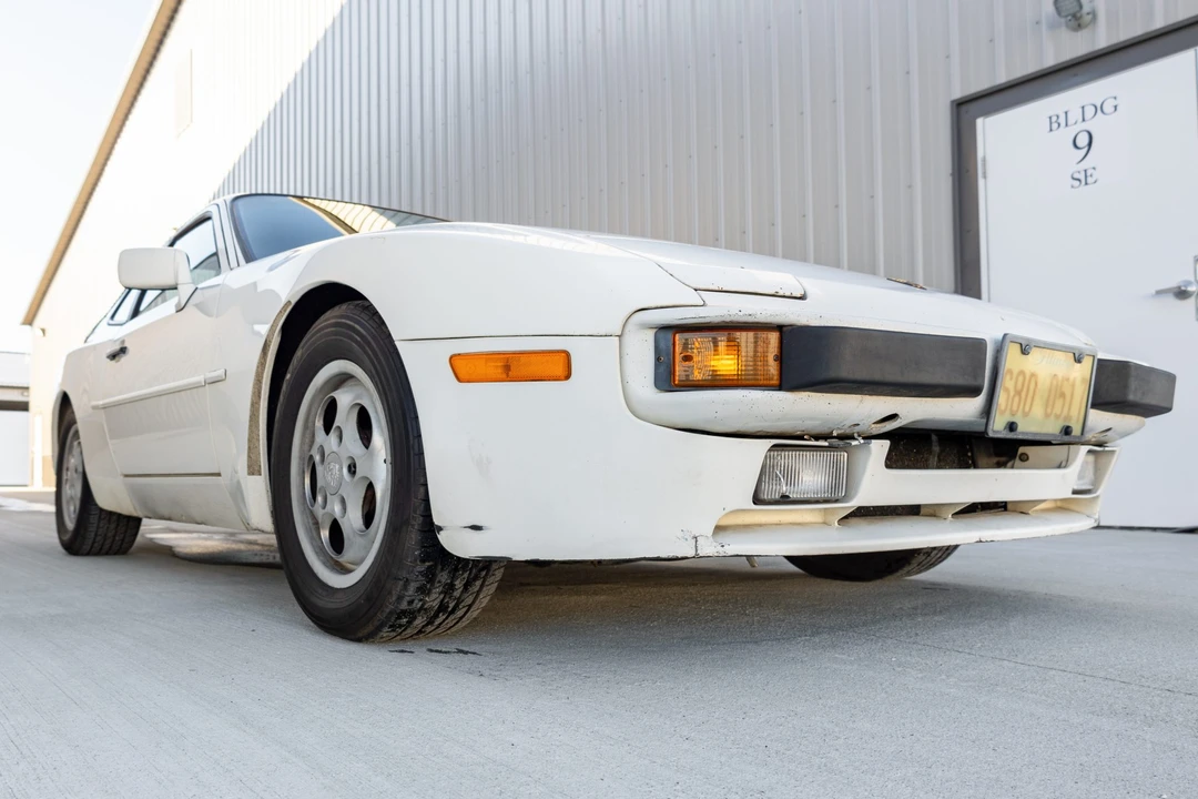 1987 Porsche 944 - Image 10 of 31
