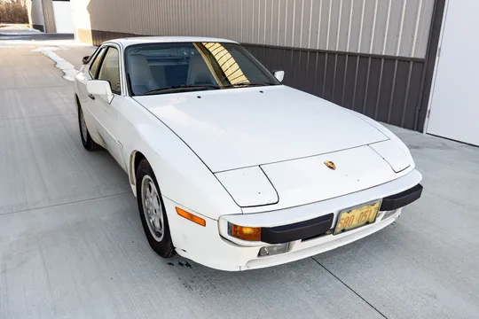 1987 Porsche 944 - Image 4 of 31