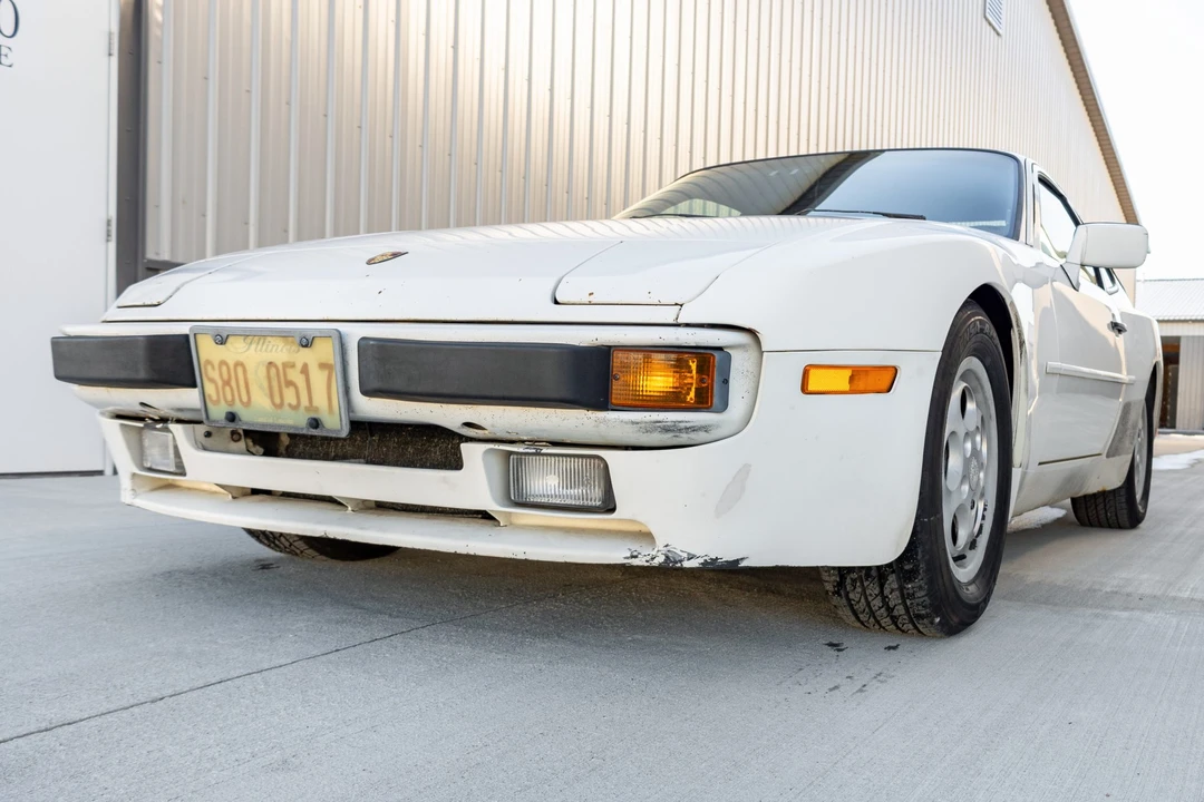 1987 Porsche 944 - Image 11 of 31
