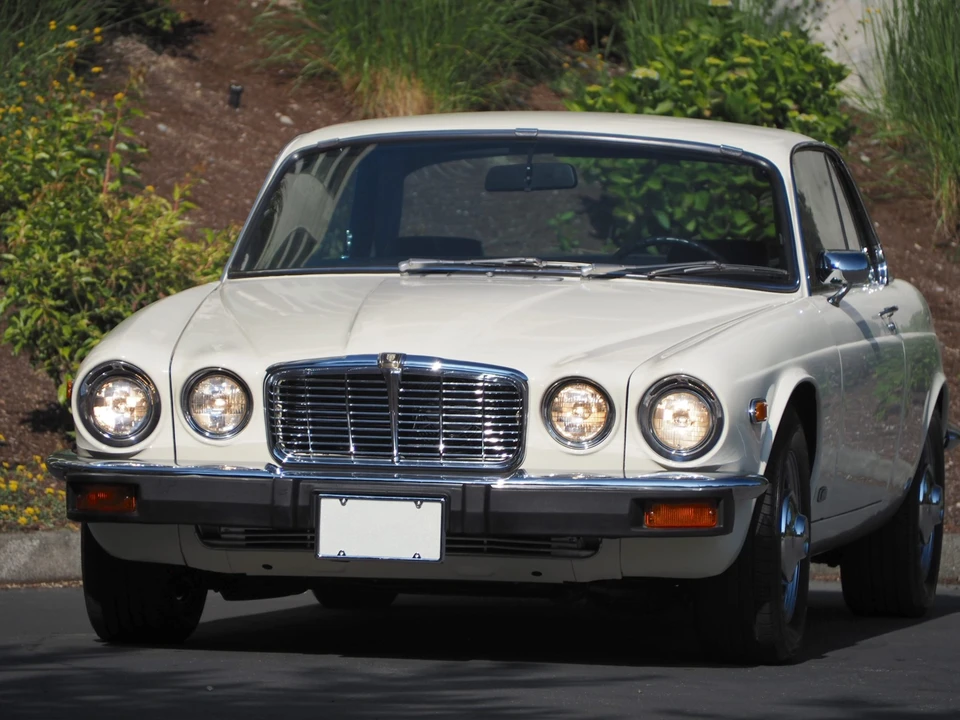 1975 Jaguar XJ Coupe - Image 2 of 31