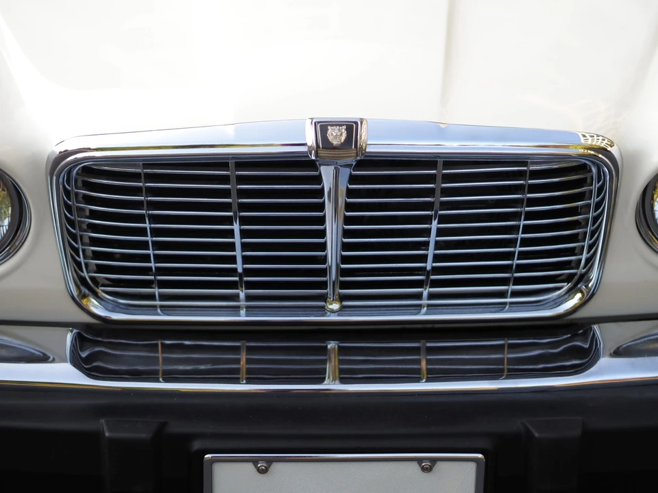 1975 Jaguar XJ Coupe - Image 16 of 31