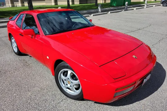 1991 Porsche 944 S2