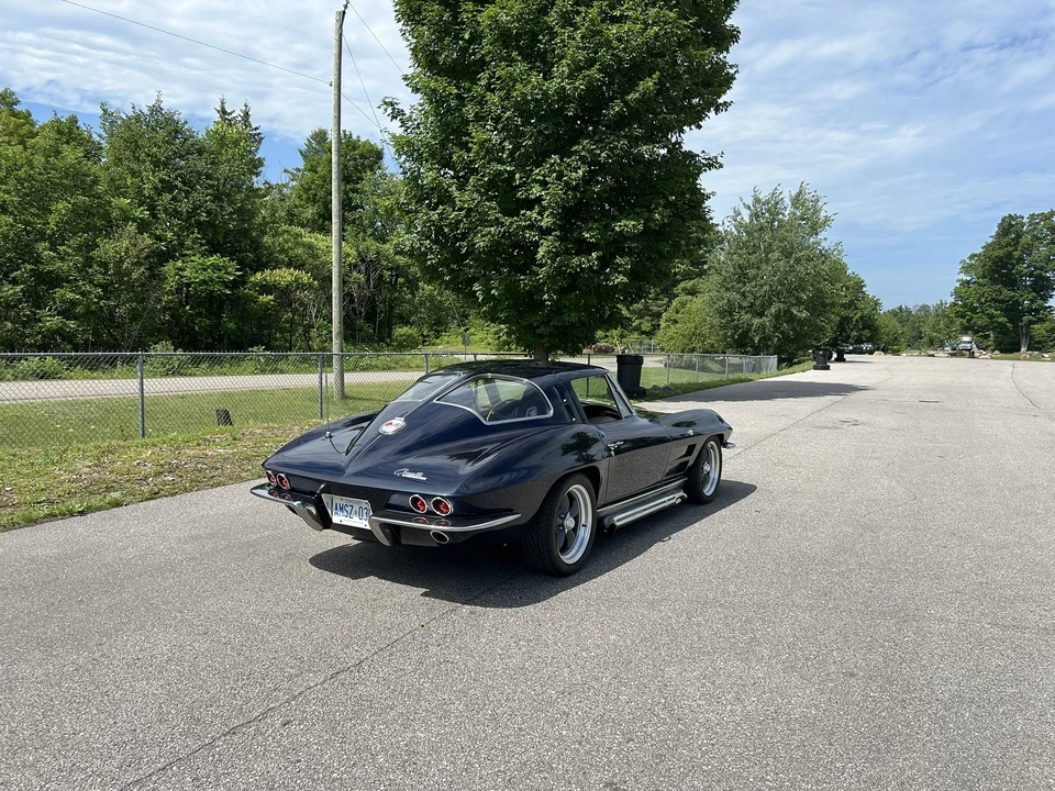 1963 Chevrolet Corvette C2 - Image 14 of 31