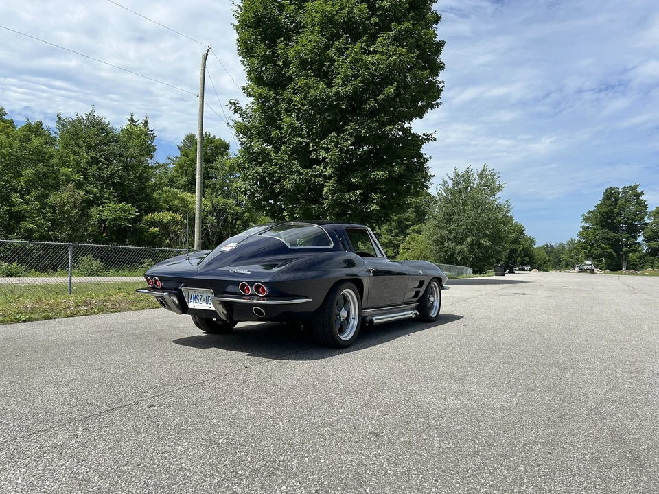 1963 Chevrolet Corvette C2 - Image 13 of 31