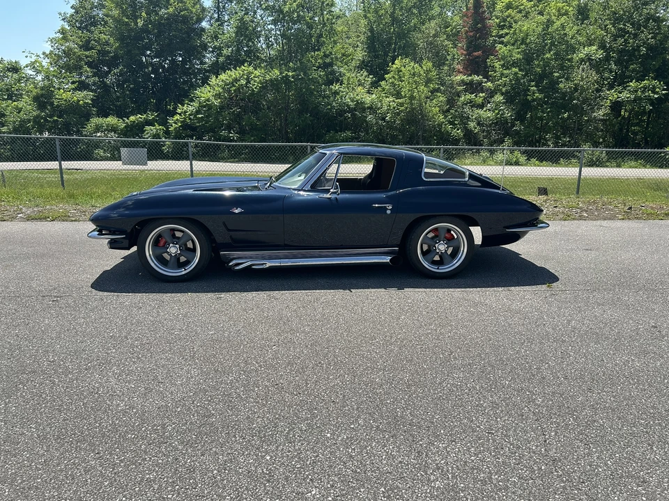 1963 Chevrolet Corvette C2 - Image 17 of 31