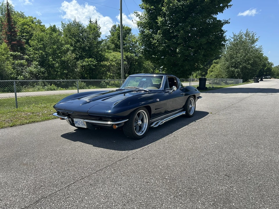 1963 Chevrolet Corvette C2 - Image 11 of 31
