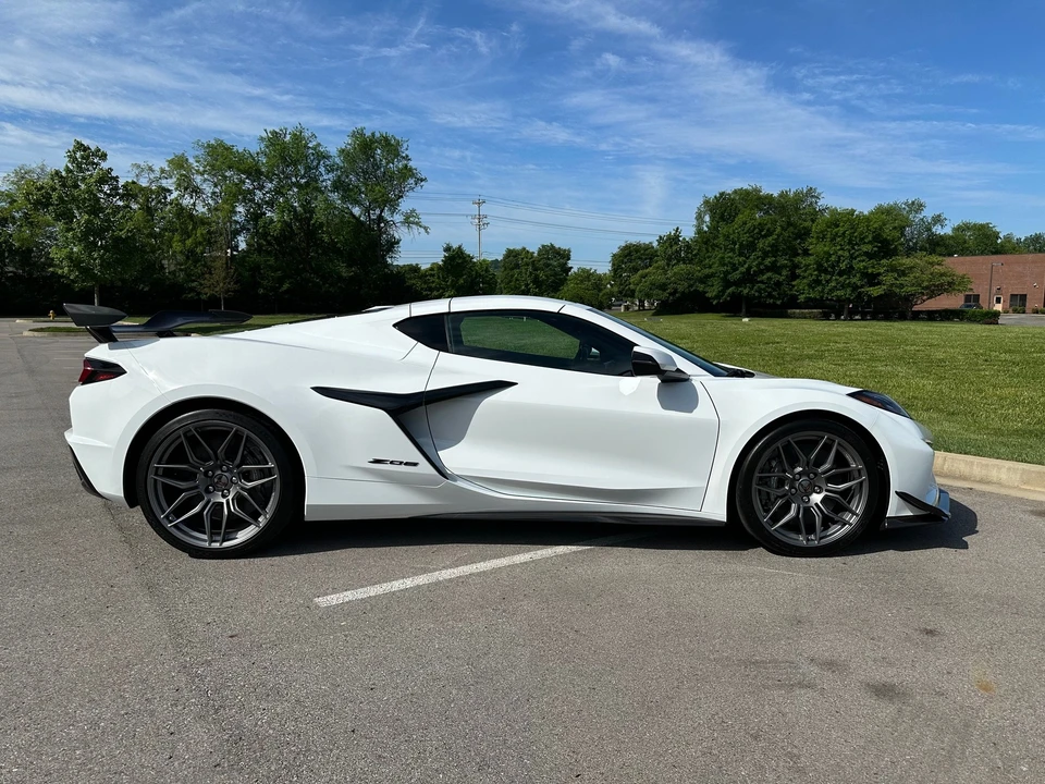 Chevrolet Corvette C8 Z06 - Image 1 of 5