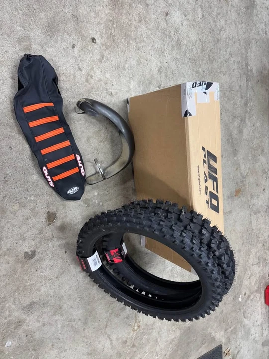 KTM - Image 9 of 9