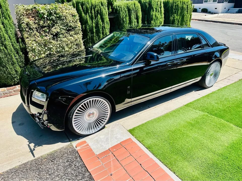Rolls-Royce Ghost - Image 2 of 9
