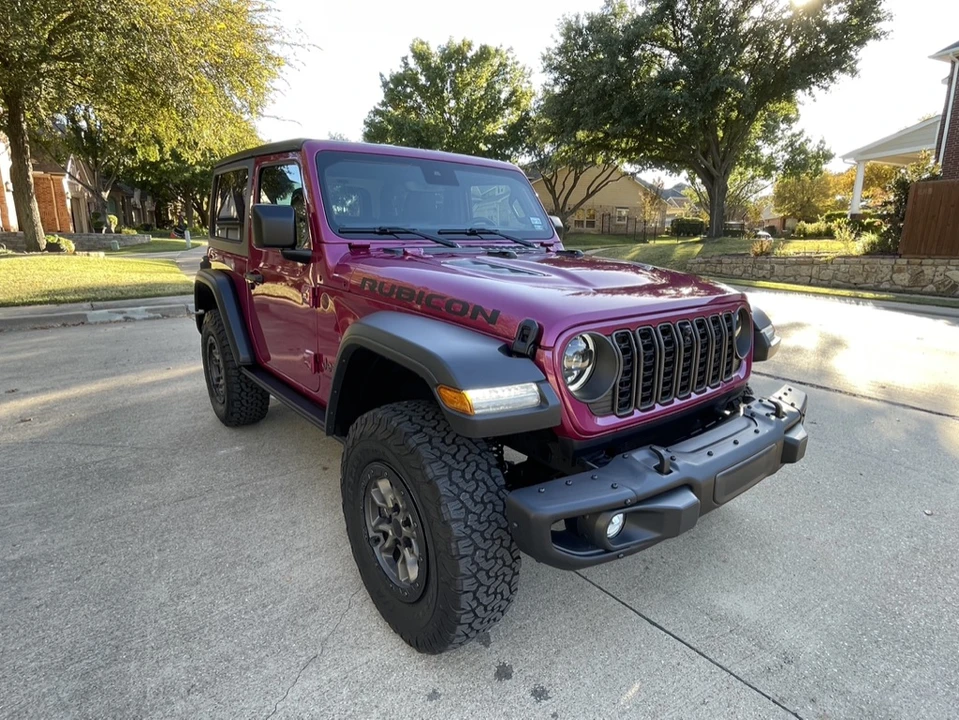 2024 Jeep JL Wrangler - Image 9 of 31