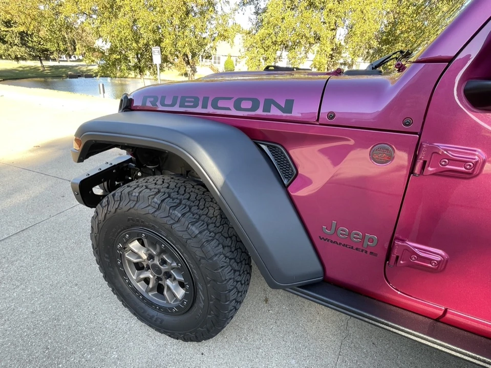 2024 Jeep JL Wrangler - Image 13 of 31
