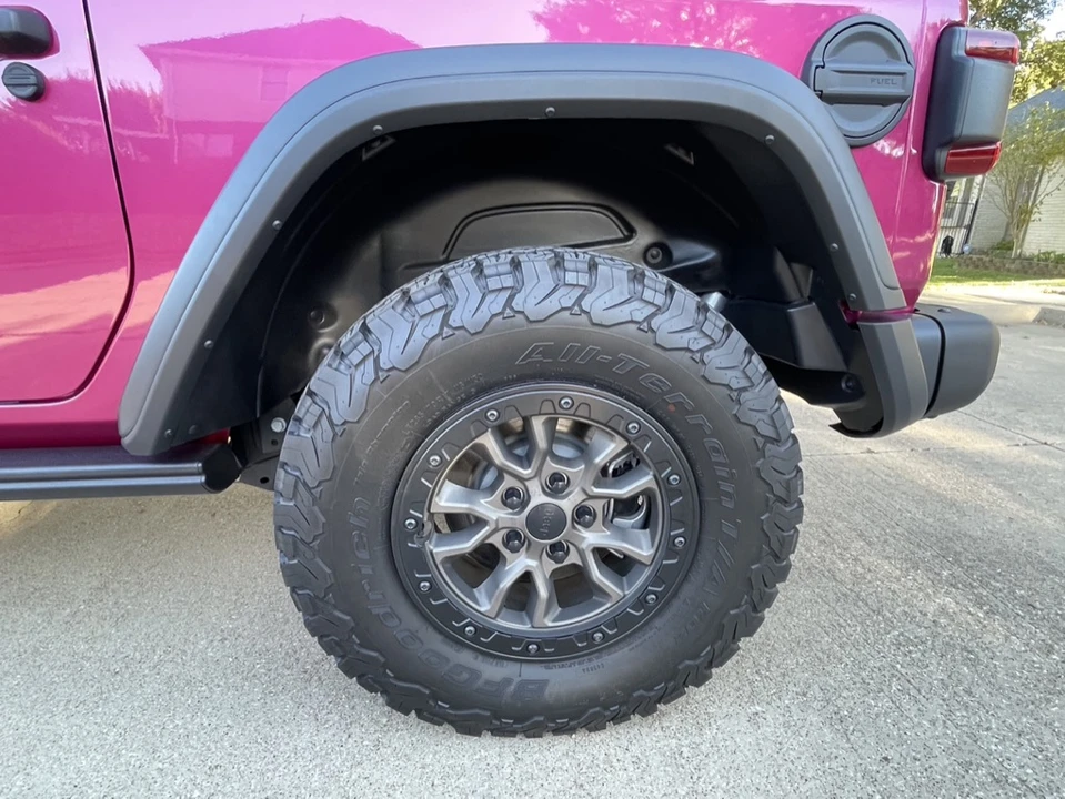 2024 Jeep JL Wrangler - Image 29 of 31